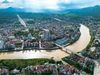 Ảnh minh họa: Thành phố Cao Bằng nhìn từ trên cao.