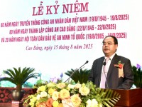 Xây dựng Công an Cao Bằng trọng dân, gần dân, gắn bó máu thịt với nhân dân