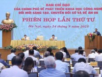 Thủ tướng: Các bộ, ngành, địa phương phải hoàn thiện cơ sở dữ liệu chậm nhất trong quý IV/2025
