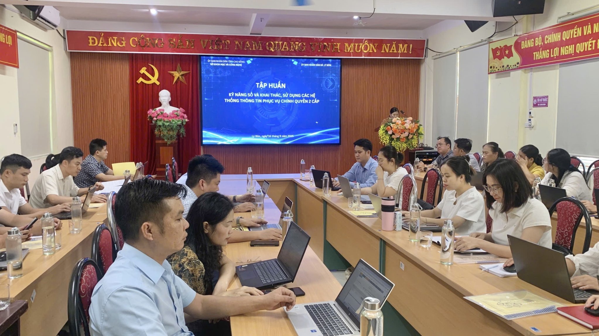 tập huấn tại xã Lý Bôn