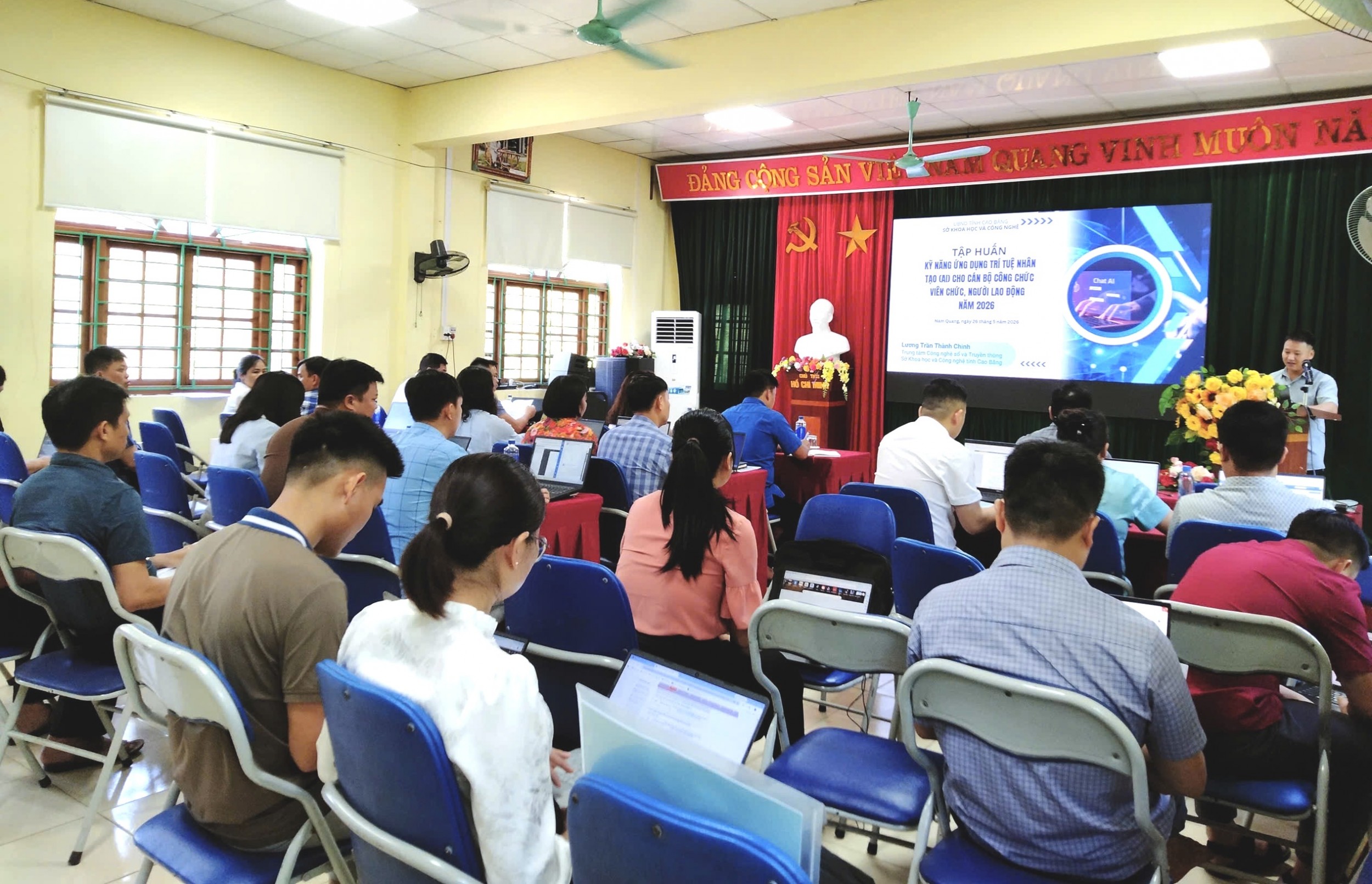 Nam Quang (3)