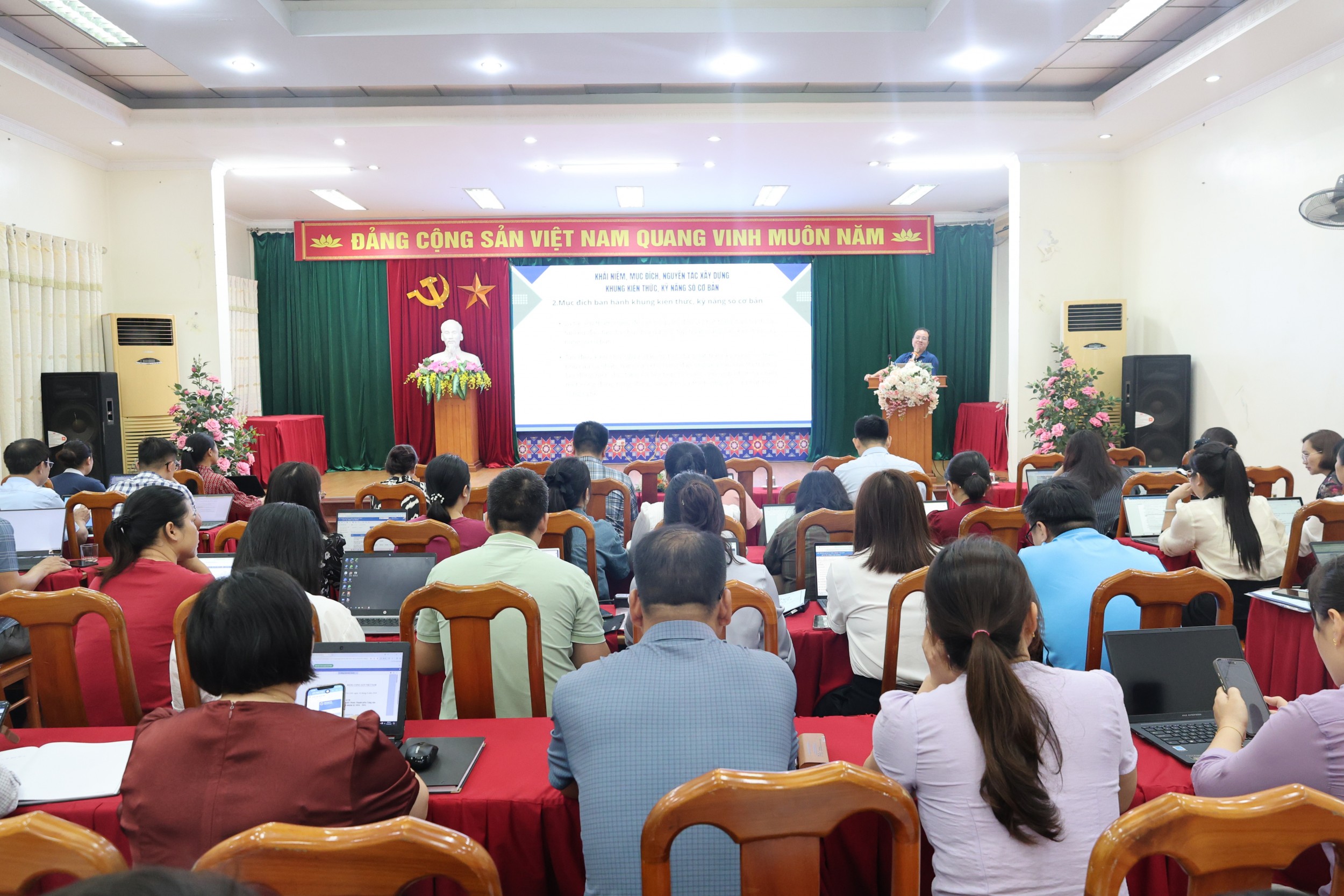 Các học viên dự