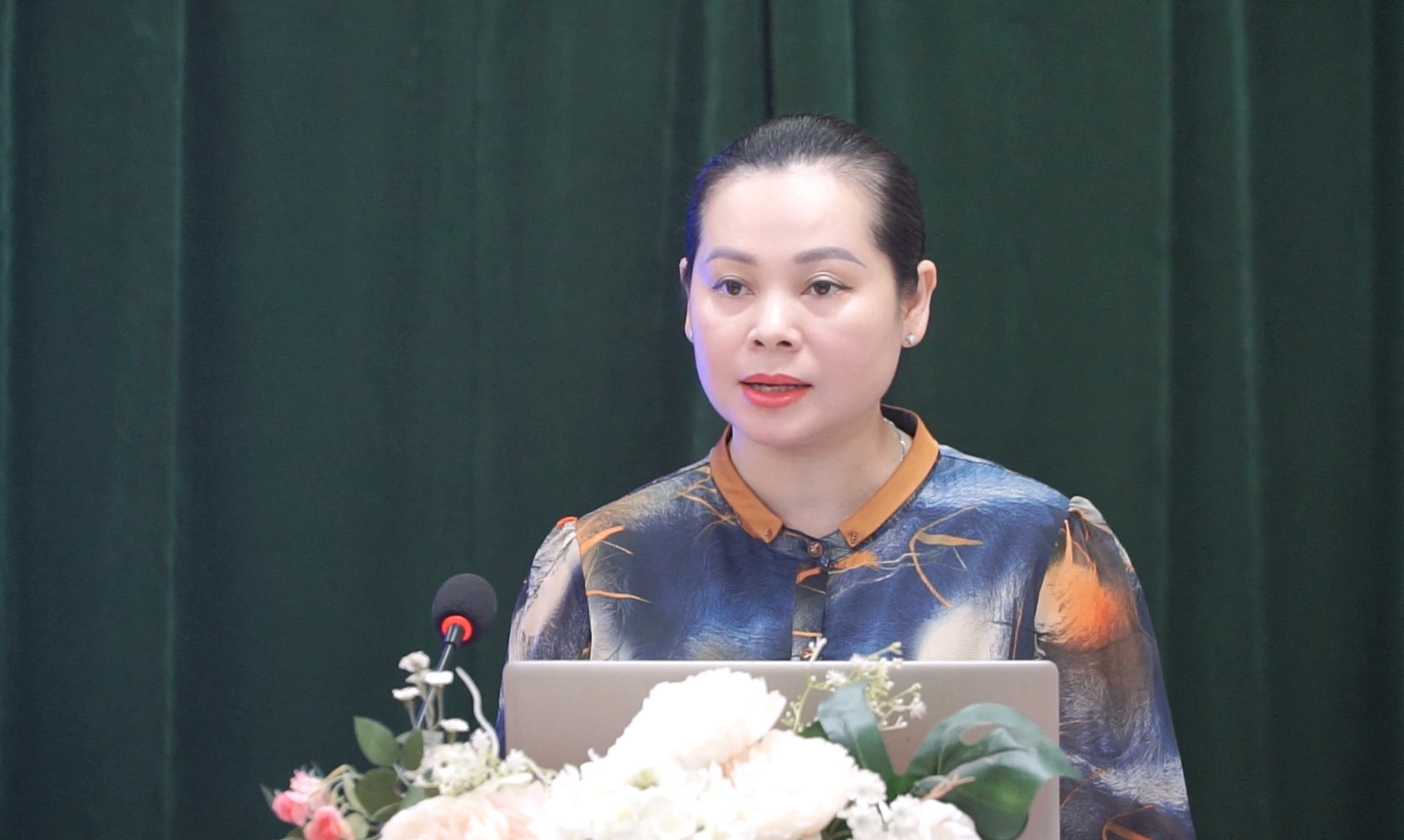 Đồng chí Nông Thị Thanh Huyền, Tỉnh ủy viên, Giám đốc Sở Khoa học và Công nghệ dự và khai mạc lớp tập huấn